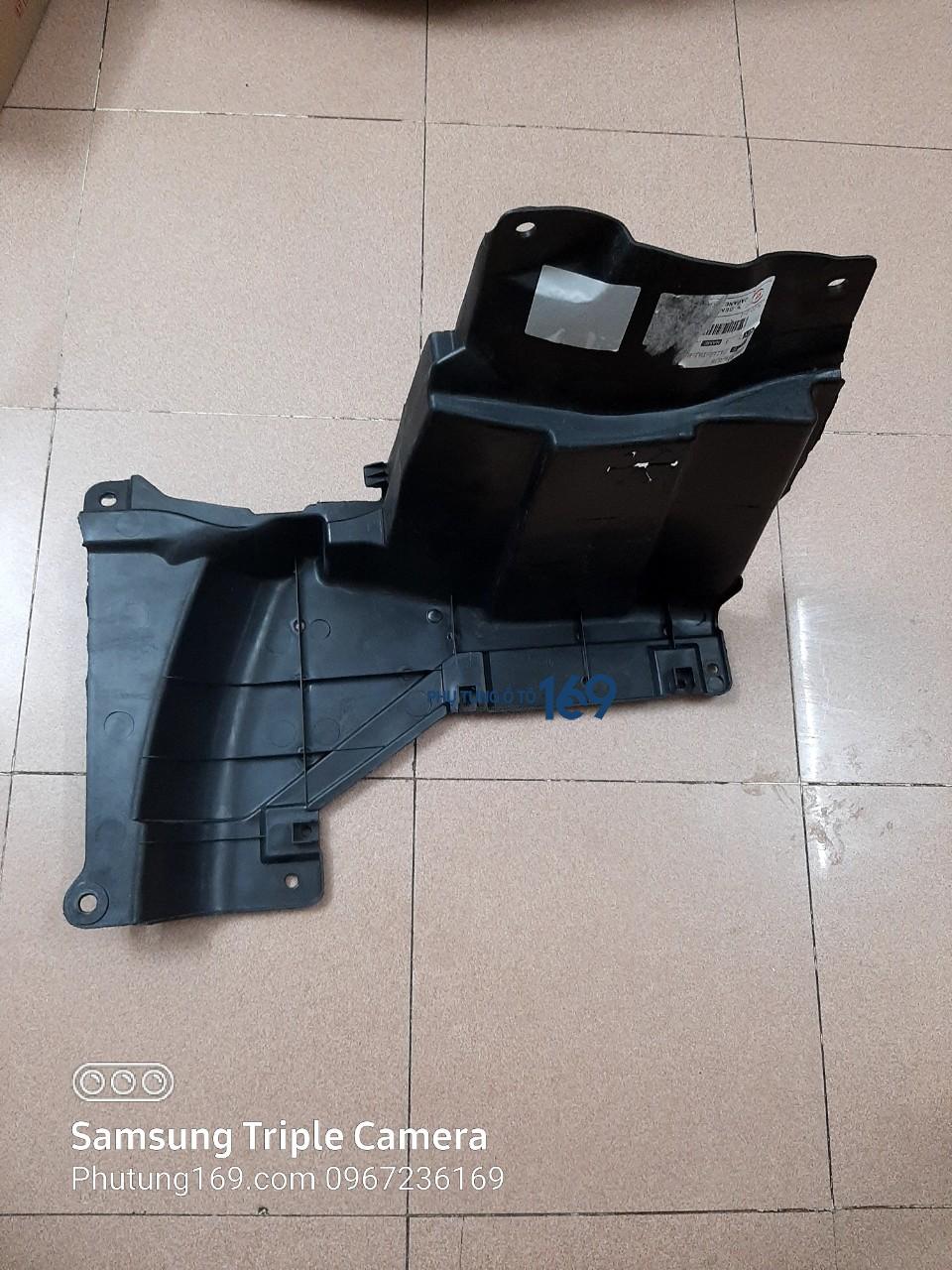 Chắn bùn gầm máy trái Honda City Chắn bùn gầm máy trái Honda City