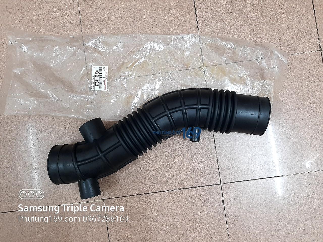 Ống hút gió Toyota Land Cruiser Ống hút gió Toyota Land Cruiser