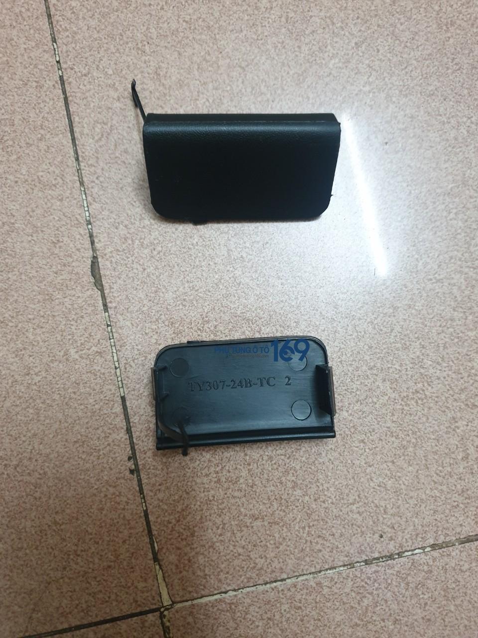 Ốp móc cứu hộ Toyota Hiace Ốp móc cứu hộ Toyota Hiace