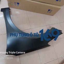 Tai xe trái Kia Cerato