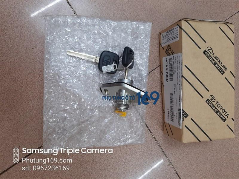 Ổ khóa cốp hậu Toyota Vios Ổ khóa cốp hậu Toyota Vios