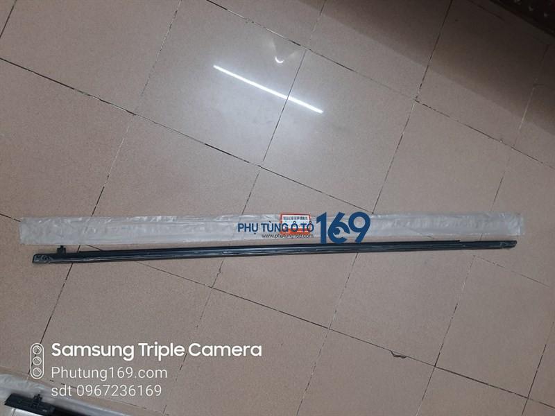 Nẹp chân kính ngoài Honda Civic Nẹp chân kính ngoài Honda Civic