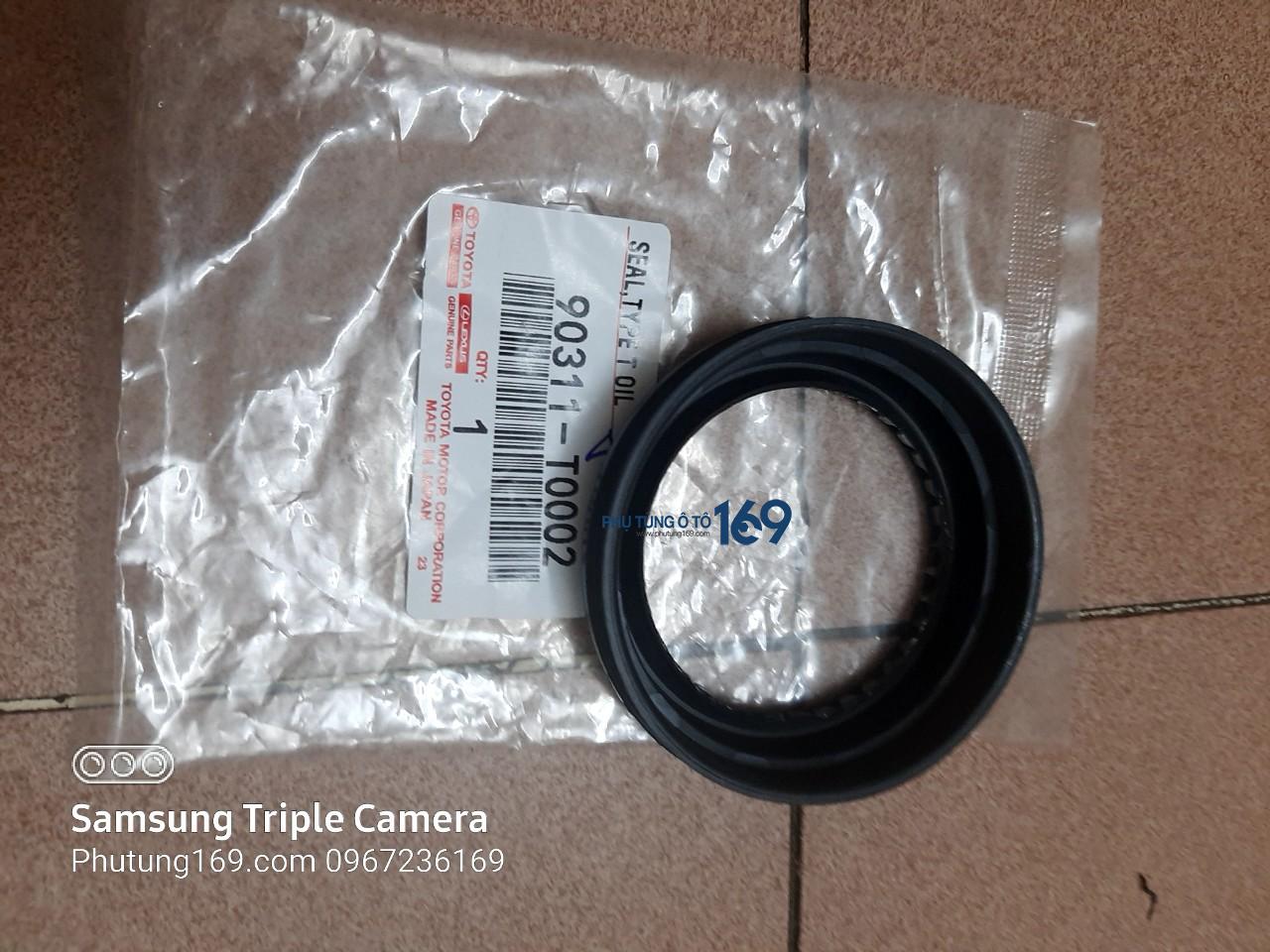 Phớt láp sau ngoài Toyota Hilux Phớt láp sau ngoài Toyota Hilux