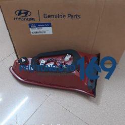 Đèn hậu miếng ngoài phải Mazda 3s