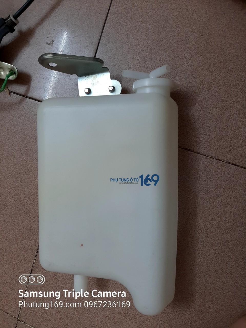 Bình nước rửa kính Vinaxuki Bình nước rửa kính Vinaxuki