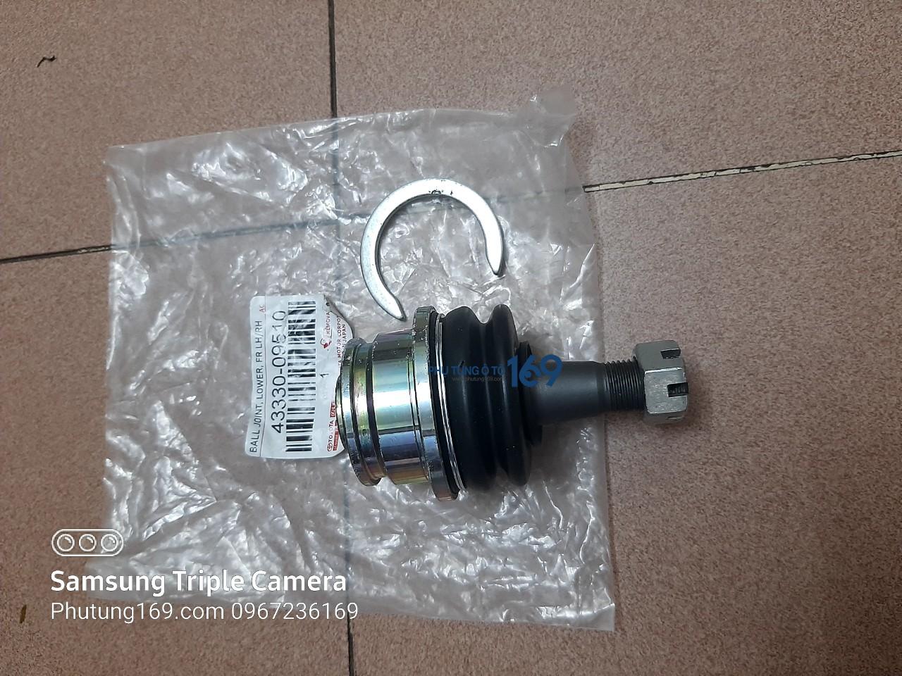 Rô tuyn đứng trên Toyota Hilux Rô tuyn đứng trên Toyota Hilux