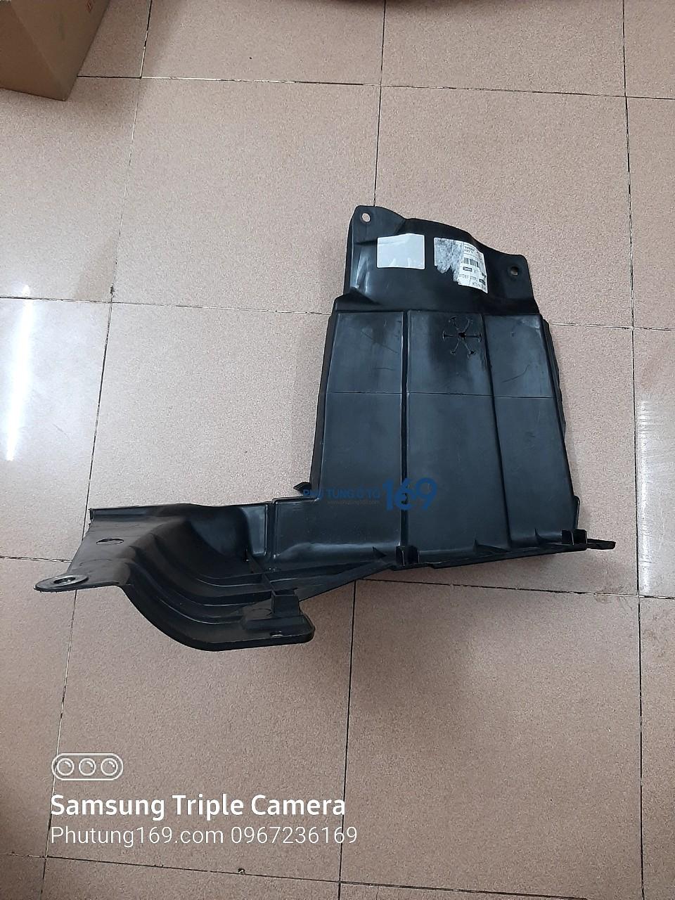 Chắn bùn gầm máy trái Honda City Chắn bùn gầm máy trái Honda City