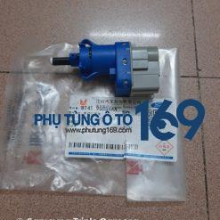 Công tắc đèn lùi Ford Ranger