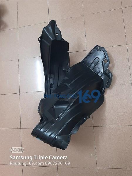 Chắn bùn lòng dè trước Toyota Innova Chắn bùn lòng dè trước Toyota Innova