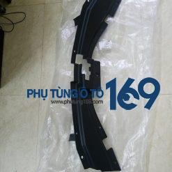 Ốp nhựa khóa capo Chevrolet Captiva