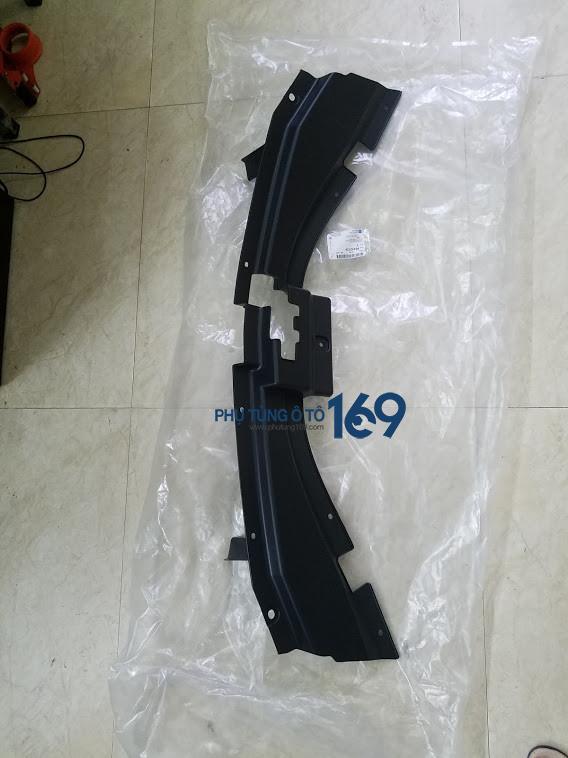 Ốp nhựa khóa capo Chevrolet Captiva Ốp nhựa khóa capo Chevrolet Captiva