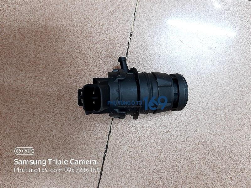 Bơm nước rửa kính Toyota Land Cruiser Bơm nước rửa kính Toyota Land Cruiser
