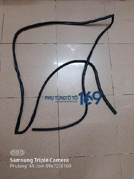 Gioăng kính chắn gió sau Toyota Altis Gioăng kính chắn gió sau Toyota Altis