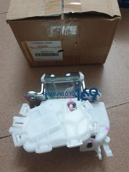 Khóa ngậm cốp hậu Xpander Khóa ngậm cốp hậu Xpander