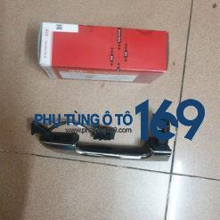 Tay mở cửa ngoài Cerato