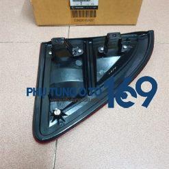 Đèn hậu trong phải Bt50