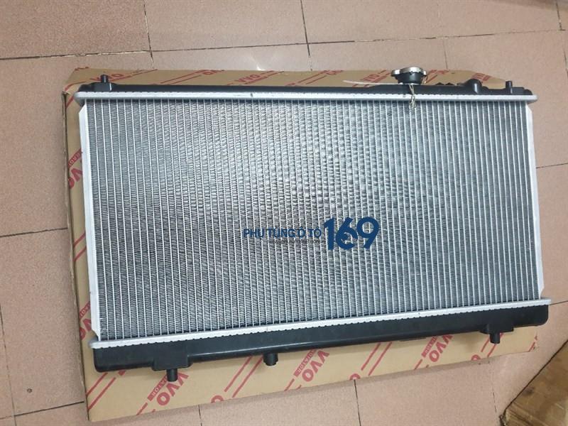 Két nước Mazda 323 Két nước Mazda 323