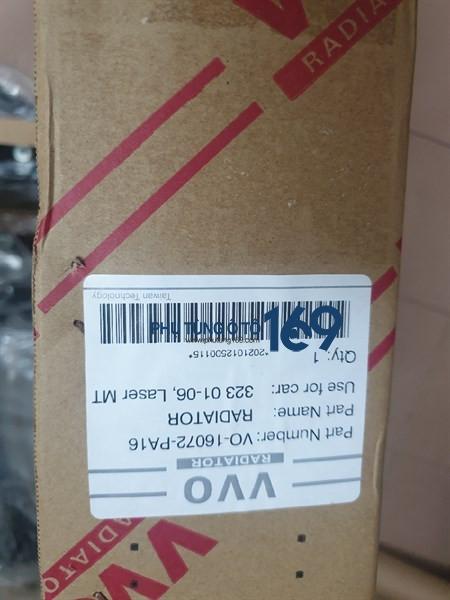 Két nước Mazda 323 Két nước Mazda 323