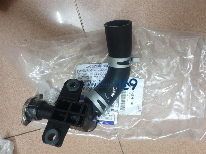 Cổ đổ nước I10 grand Cổ đổ nước I10 grand