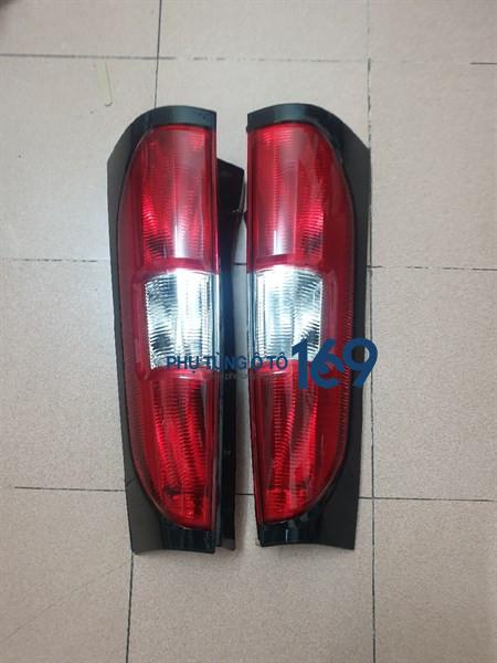 Đèn hậu Everest Đèn hậu Everest