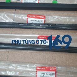 Nẹp chân kính trước lái cánh cửa Civic