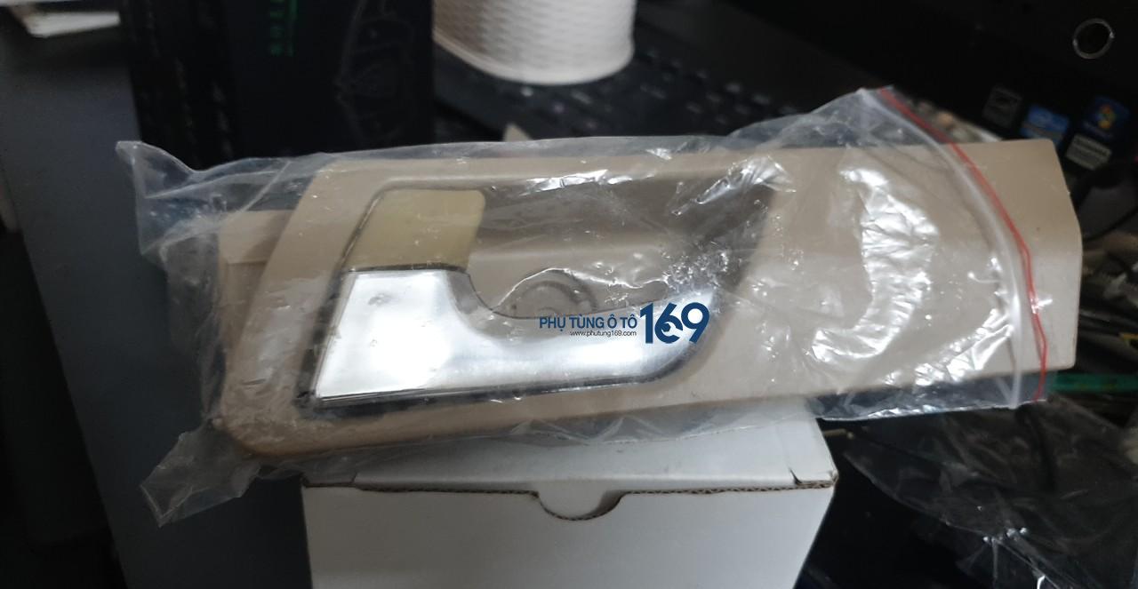 Tay mở cửa trong Emgrand EC820 Tay mở cửa trong Emgrand EC820