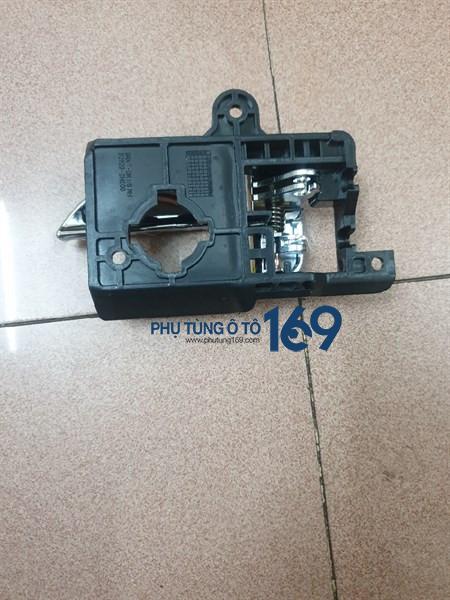 Tay mở trong Elantra Tay mở trong Elantra