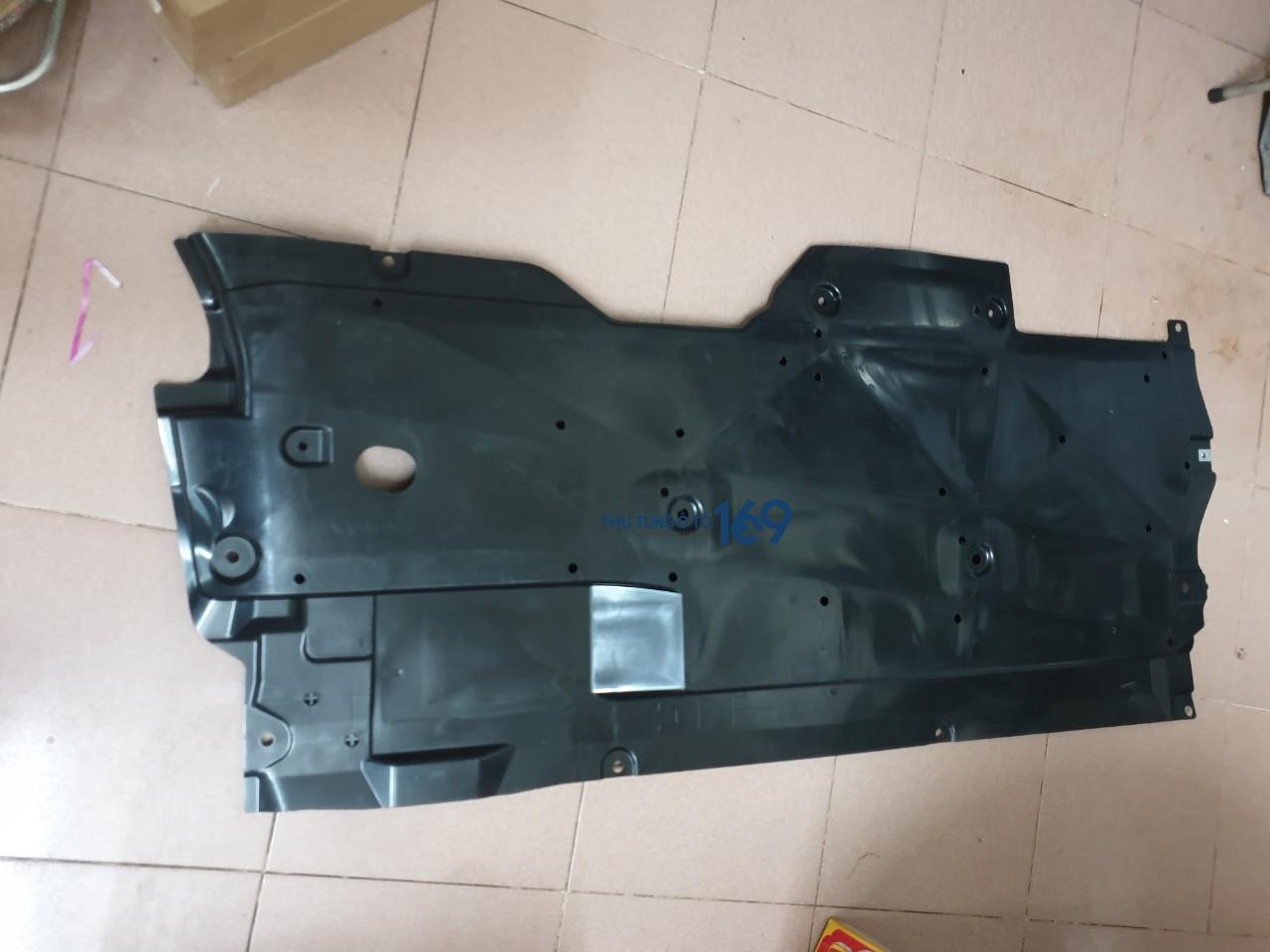 Chắn bùn gầm thân xe Mazda 3 Chắn bùn gầm thân xe Mazda 3