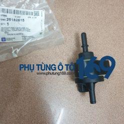 Van hồi xăng Cruze