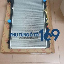 Két nước Camry 3.5