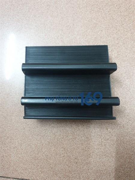 Ốp móc cứu hộ Camry 2.5Q Ốp móc cứu hộ Camry 2.5Q