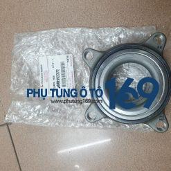 Bi may ơ trước Triton