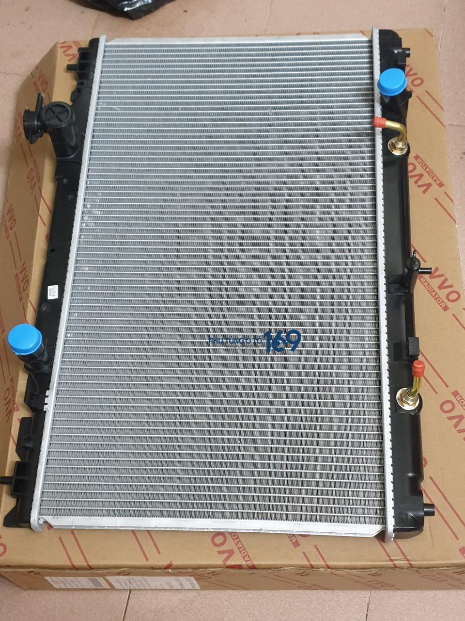 Két nước Camry 2.4 Két nước Camry 2.4