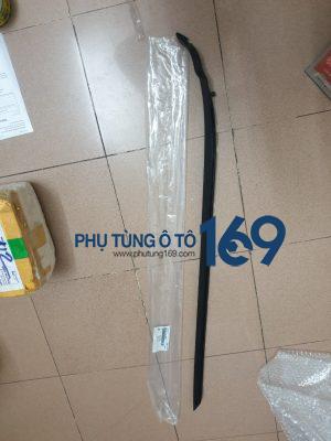 Nẹp chân kính chắn gió I30