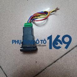 công tắc gập gương xe ô tô