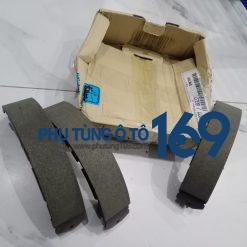 Má phanh sau Everest