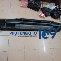 Ba đờ xốc sau Ranger