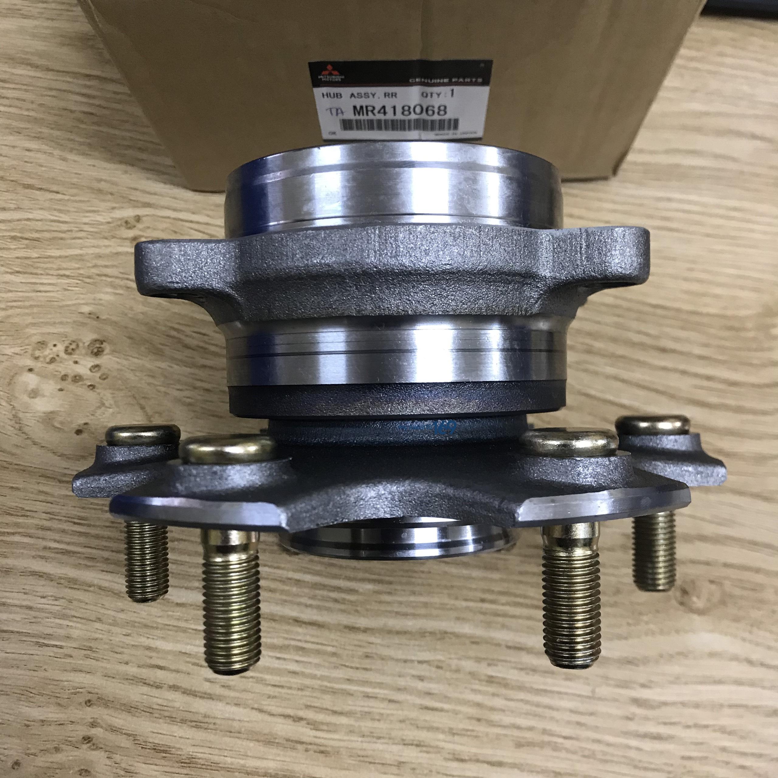 Bạc đạn sau Pajero V93 Bạc đạn sau Pajero V93