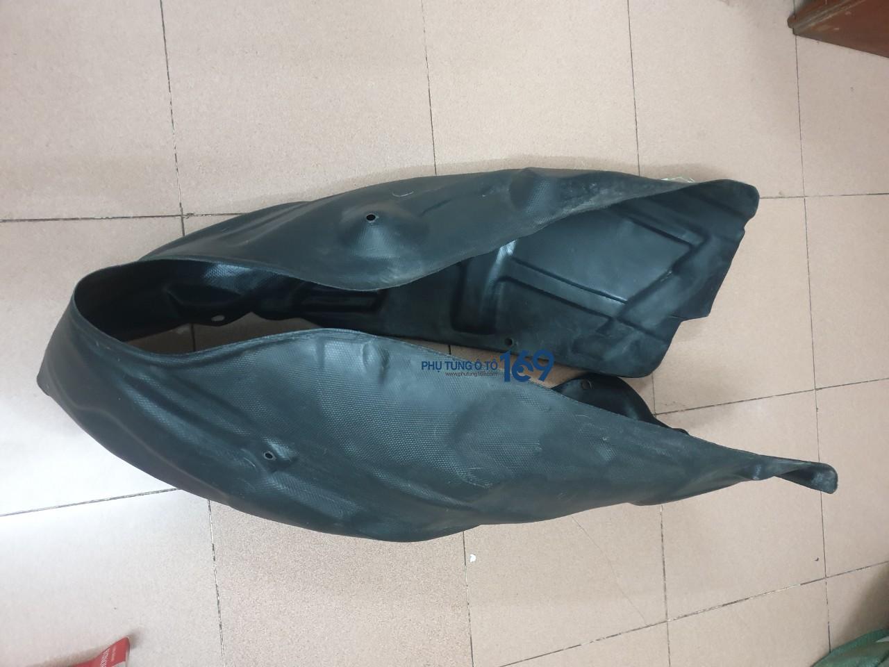 Chắn bùn lòng dè Camry Chắn bùn lòng dè Camry