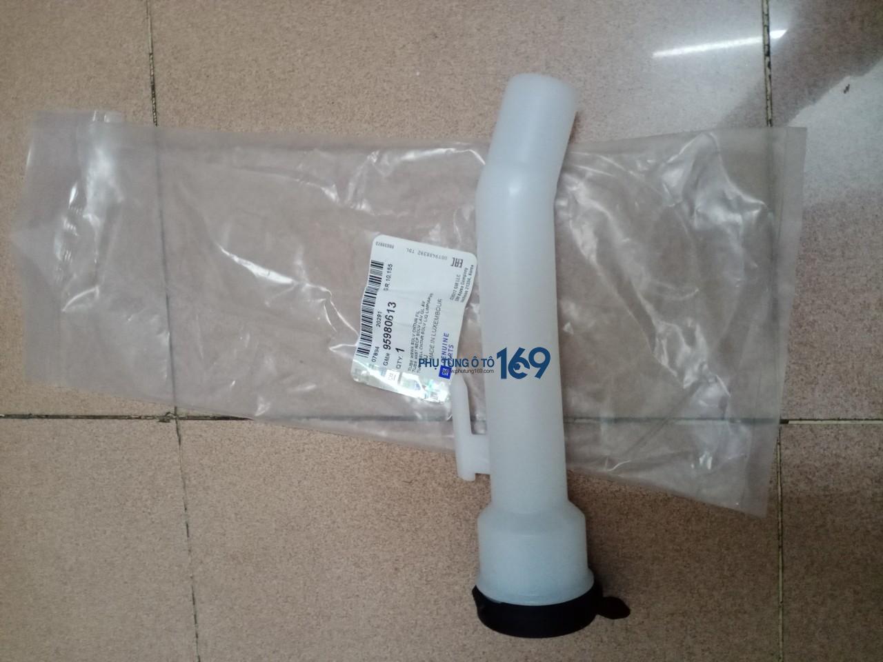 Cổ bình nước rửa kính Cruze Cổ bình nước rửa kính Cruze