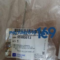 Cổ bình nước rửa kính Cruze