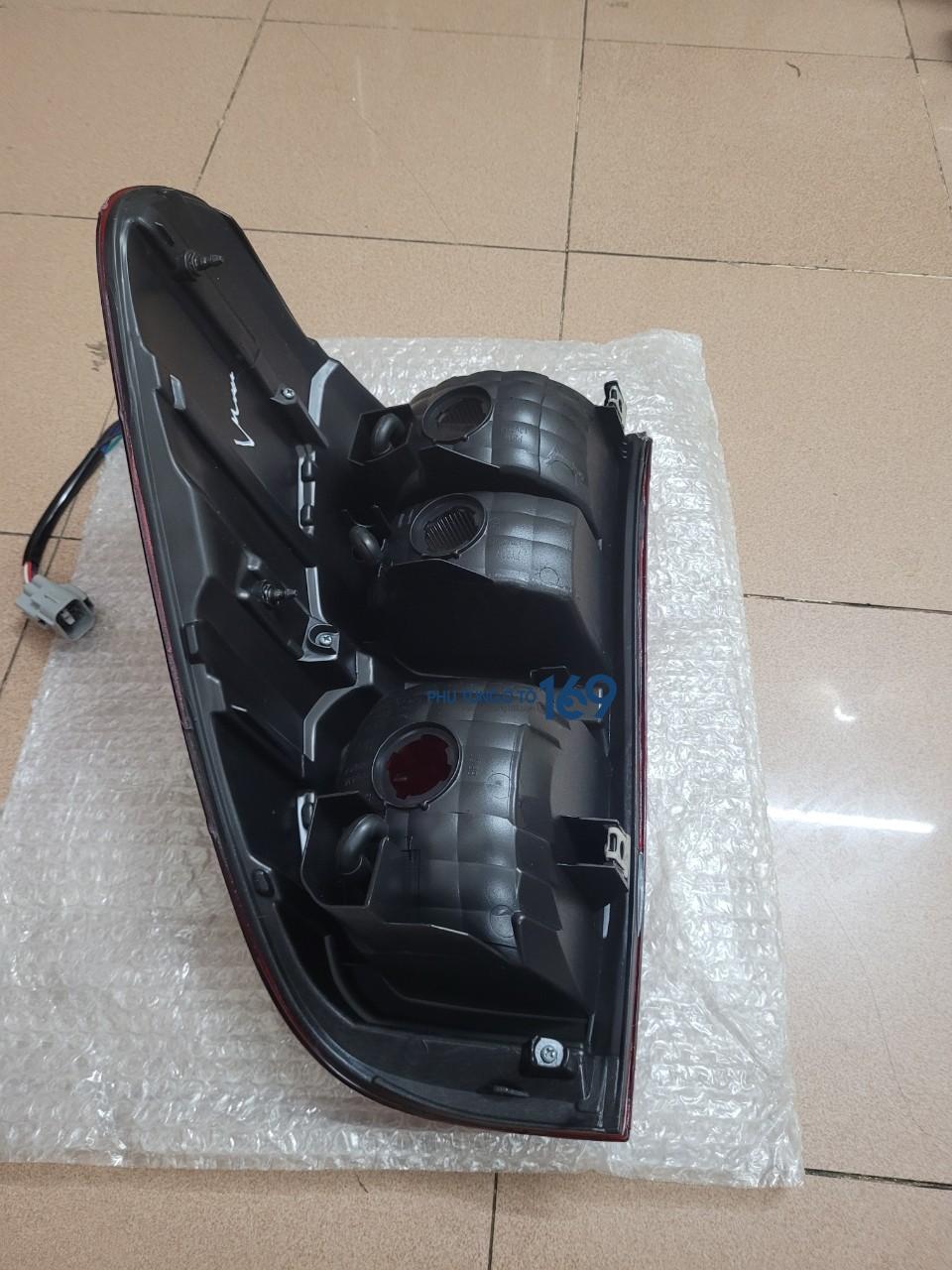 Đèn hậu lái Hilux Đèn hậu lái Hilux