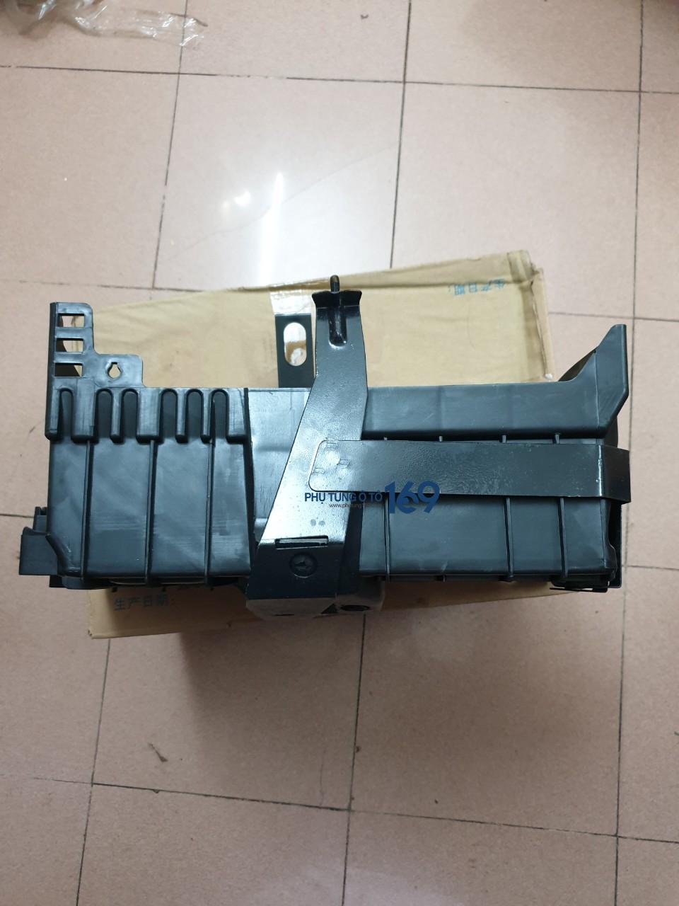 Giá đỡ bình ắc quy Lacetti CDX Giá đỡ bình ắc quy Lacetti CDX