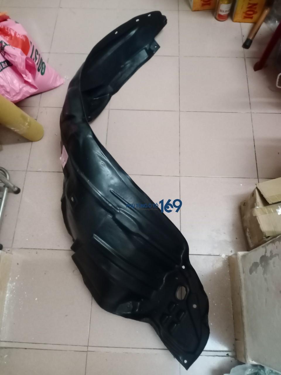 Lòng dè trái Civic Lòng dè trái Civic