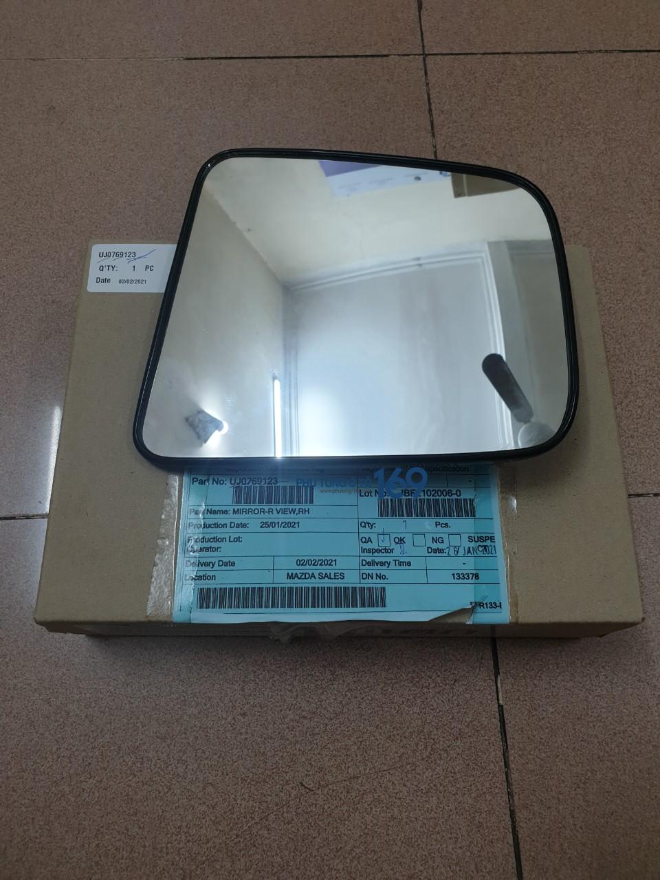 Mặt gương phải Everest Mặt gương phải Everest