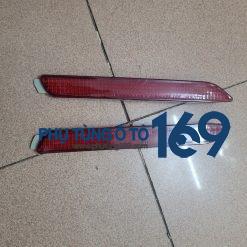 Phản quang sau Innova