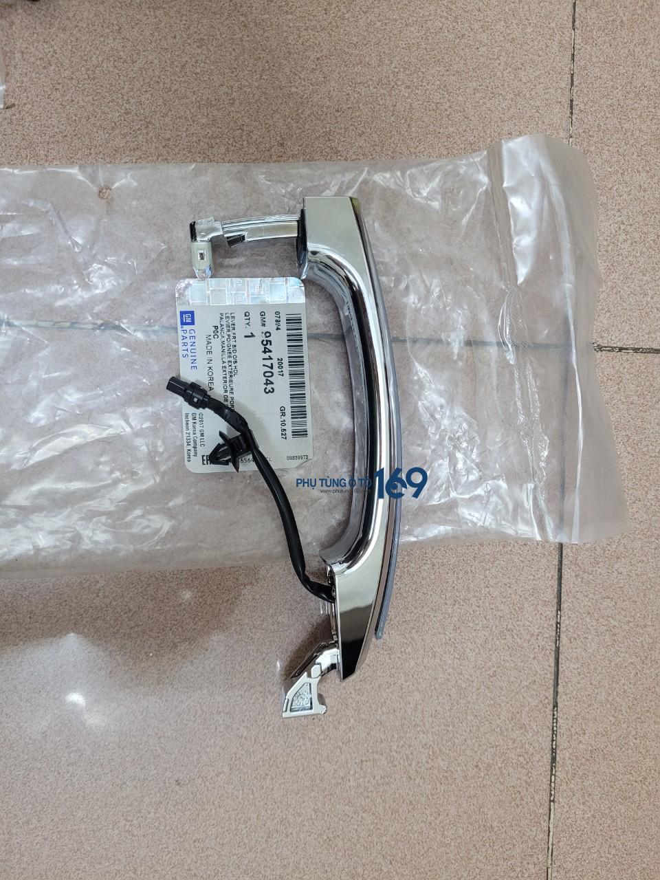 Tay mở ngoài Captiva Tay mở ngoài Captiva