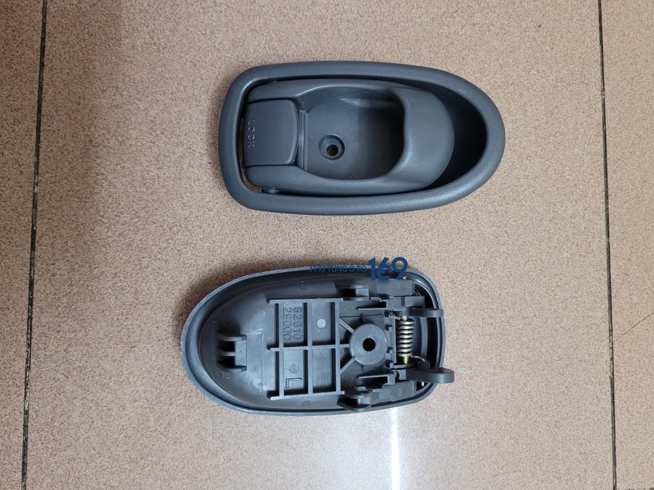 Tay mở trong Spectra Tay mở trong Spectra