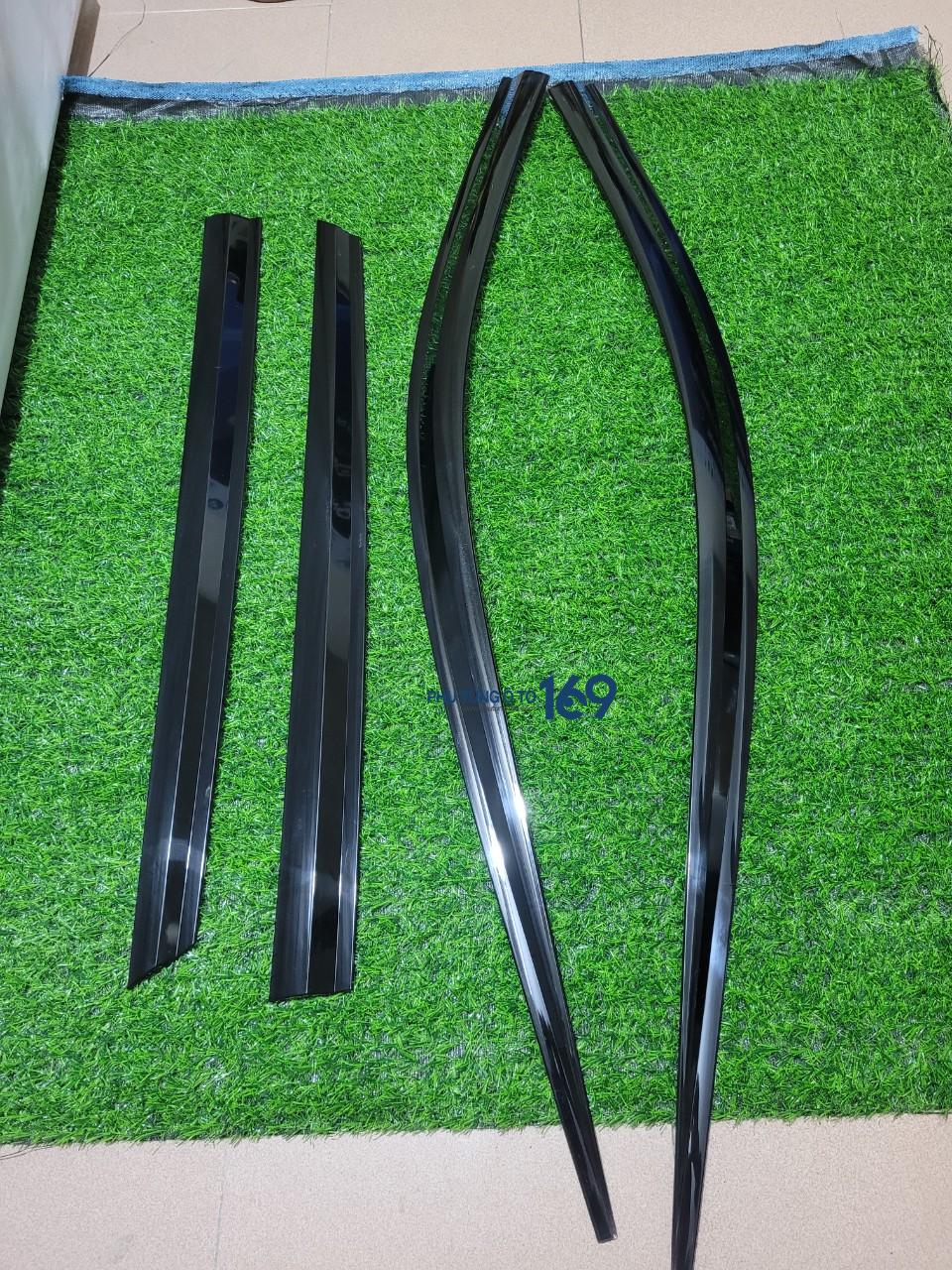 Vè che mưa Santafe Vè che mưa Santafe