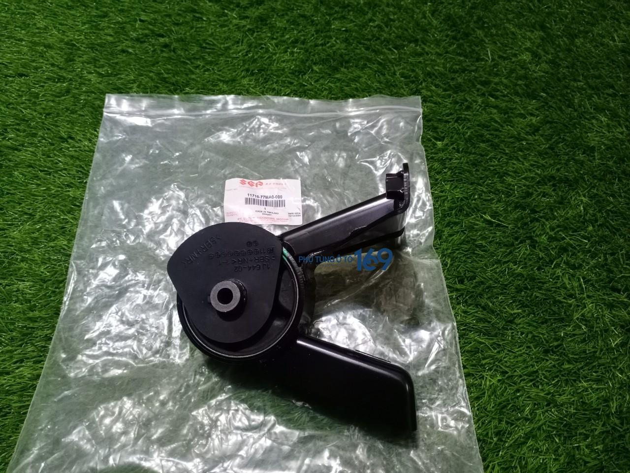 Chân máy sau Ertiga Chân máy sau Ertiga